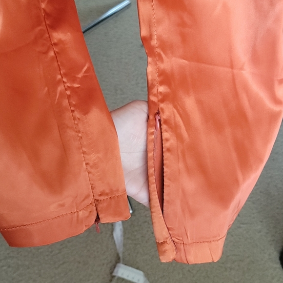 Pants and crop top - Picture 7 of 7